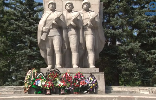 Холм славы кузнецк фото